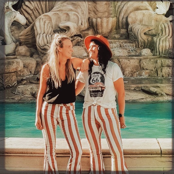 🌟FLASH SALE🌟 “SWEET JANE” Bell Flare Jeans - Picture 7 of 14